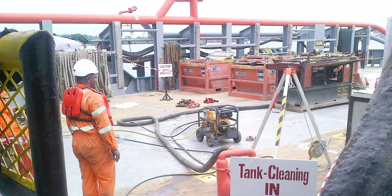 Storage Tanks and Vessel Cleaning